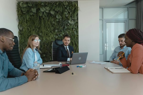 ¿Qué técnicas de emparejamiento recomendarías para combinar diferentes estampados?